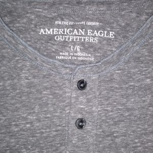 American Eagle Outfitters L/G 2 Button Shit